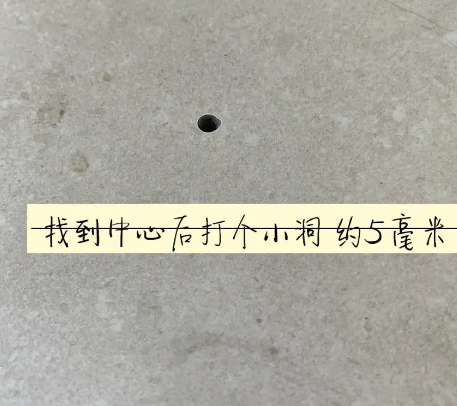 襄汾瓷砖空鼓维修公司专业解答在瓷砖铺贴过程中，如果砂料搅拌不均匀，将会带来以下问题